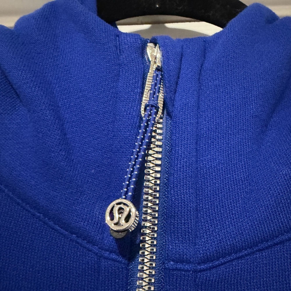 Auth. ✅ NWOT Lululemon Full Zip Scuba in “Riverside/Mirror Silver” Size M/L💙 - Picture 3 of 10